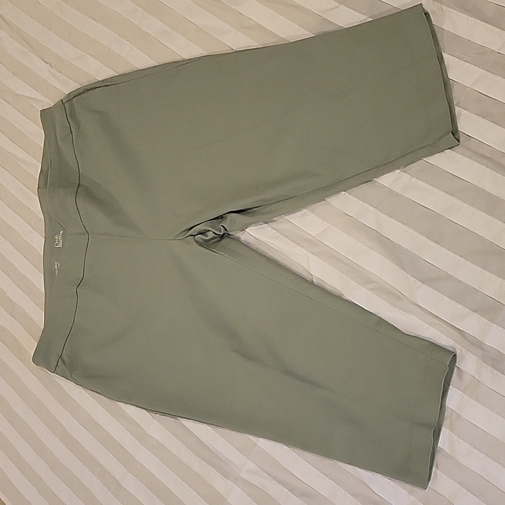 Croft & Barrow Capri Pants